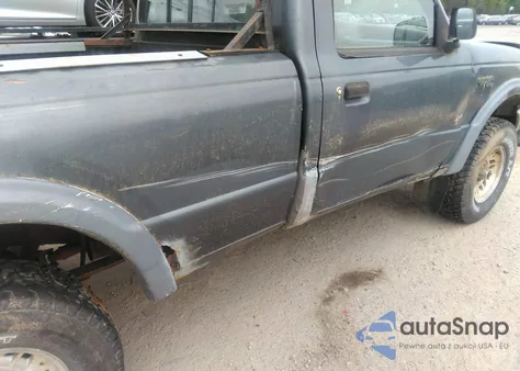 1994 Ford Ranger z USA, uszkodzony, nr VIN 1FTCR11X6RTA18891